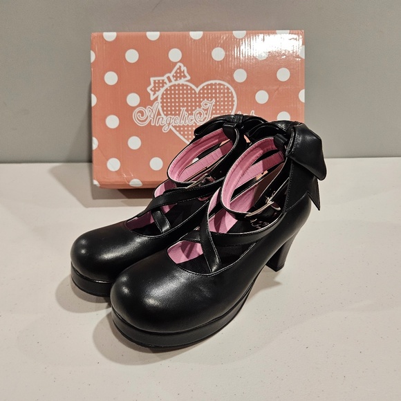 Angelic Imprint Bow platform heels - Picture 3 of 6